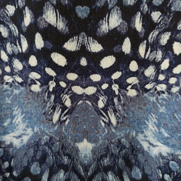 BCBG Maxazria Blue Short Sleeve Blouse - Picture 4 of 10